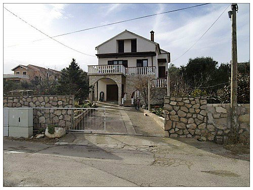 Privatni smještaj Kukljica - Bačoka Ante