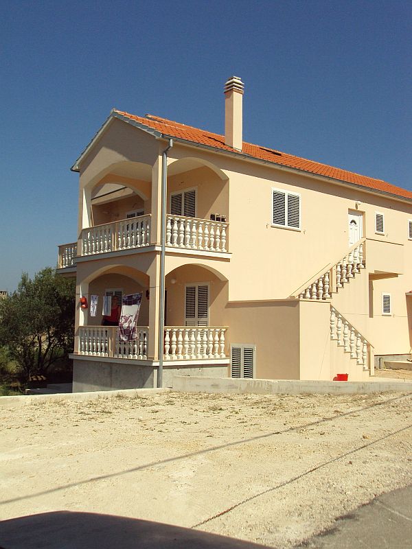 Private accommodation Kukljica - Mavra Vedranka